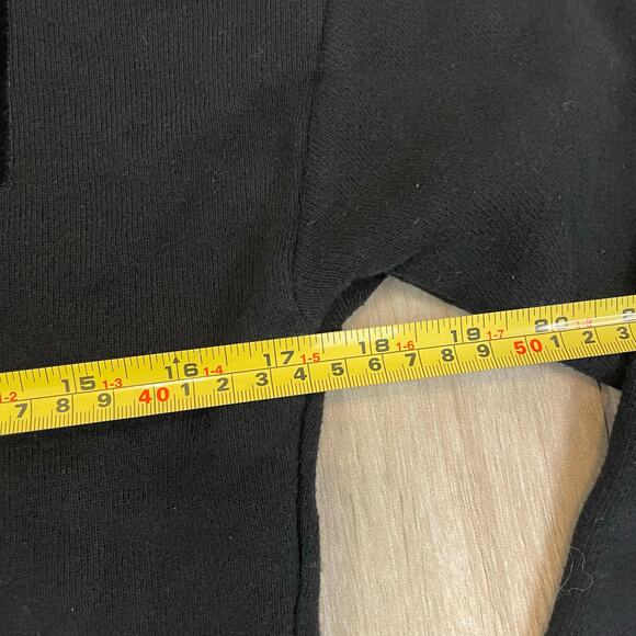 Saski Collection Black Cropped Hoodie Logo Small – 17.5" Chest 15" Length 2020 - Picture 7 of 8